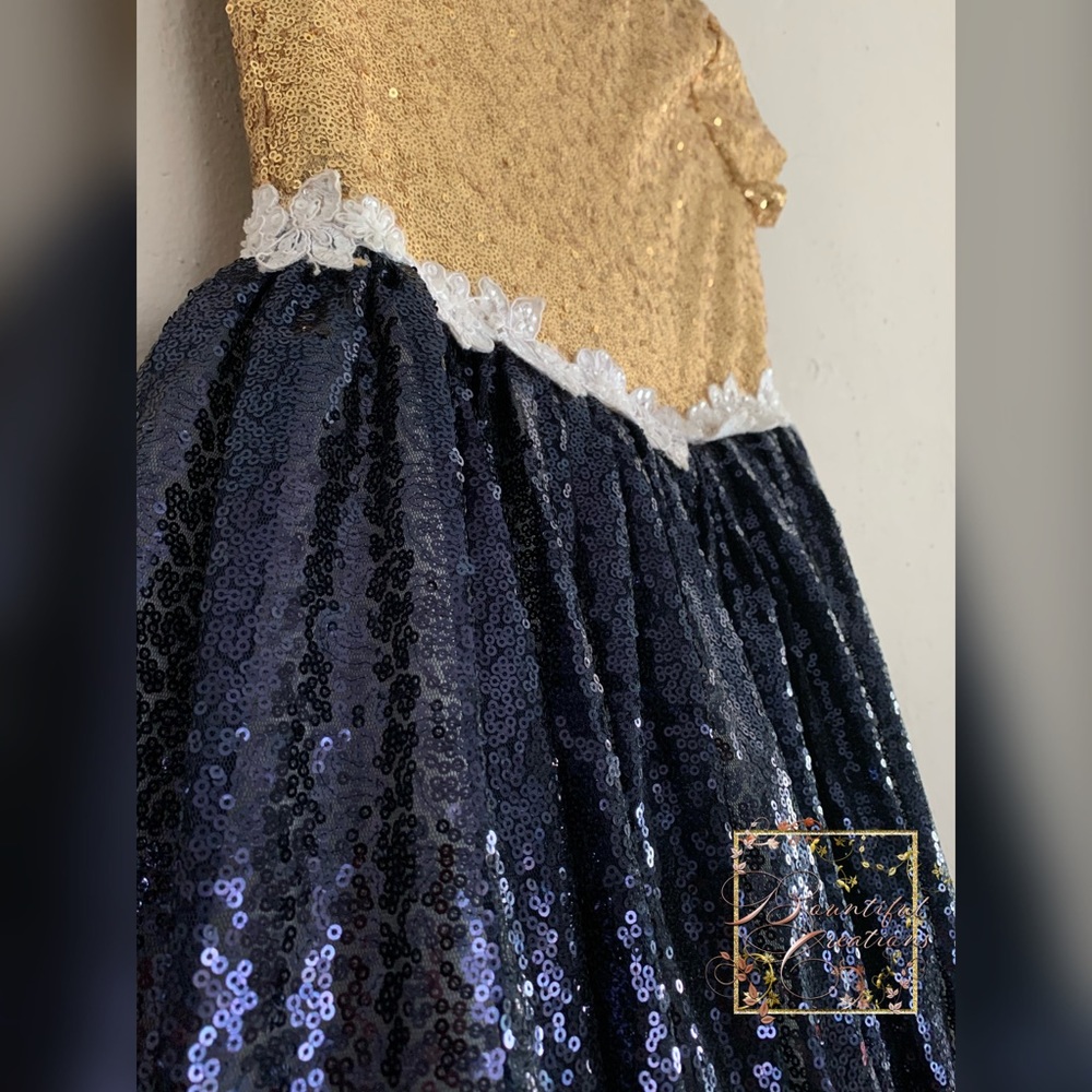 Little Girls Wedding and Party Dress - Picture 6 of 8